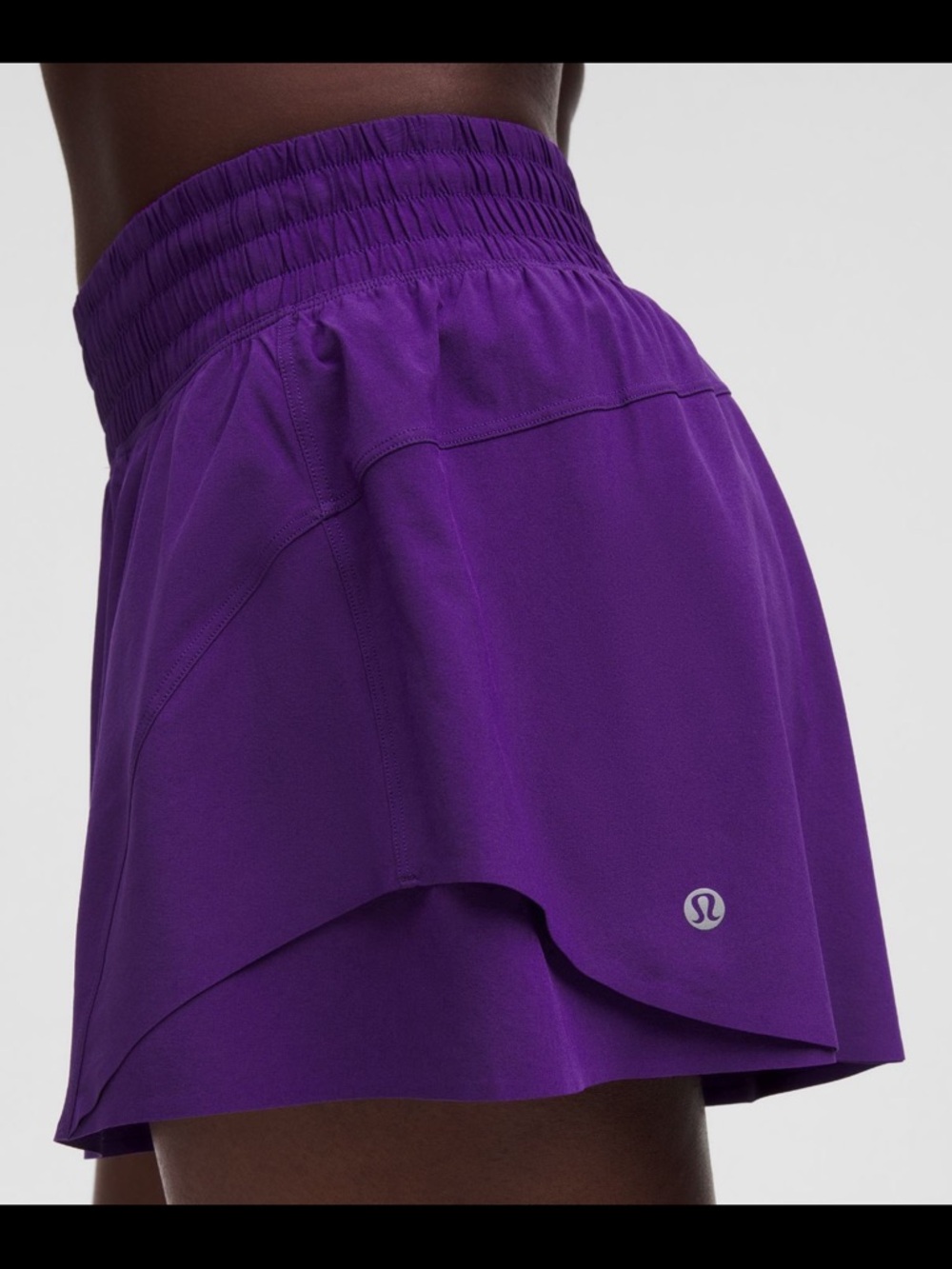 Lululemon College Purple Shake It Out High-Rise Running Short 2.5" size Large L